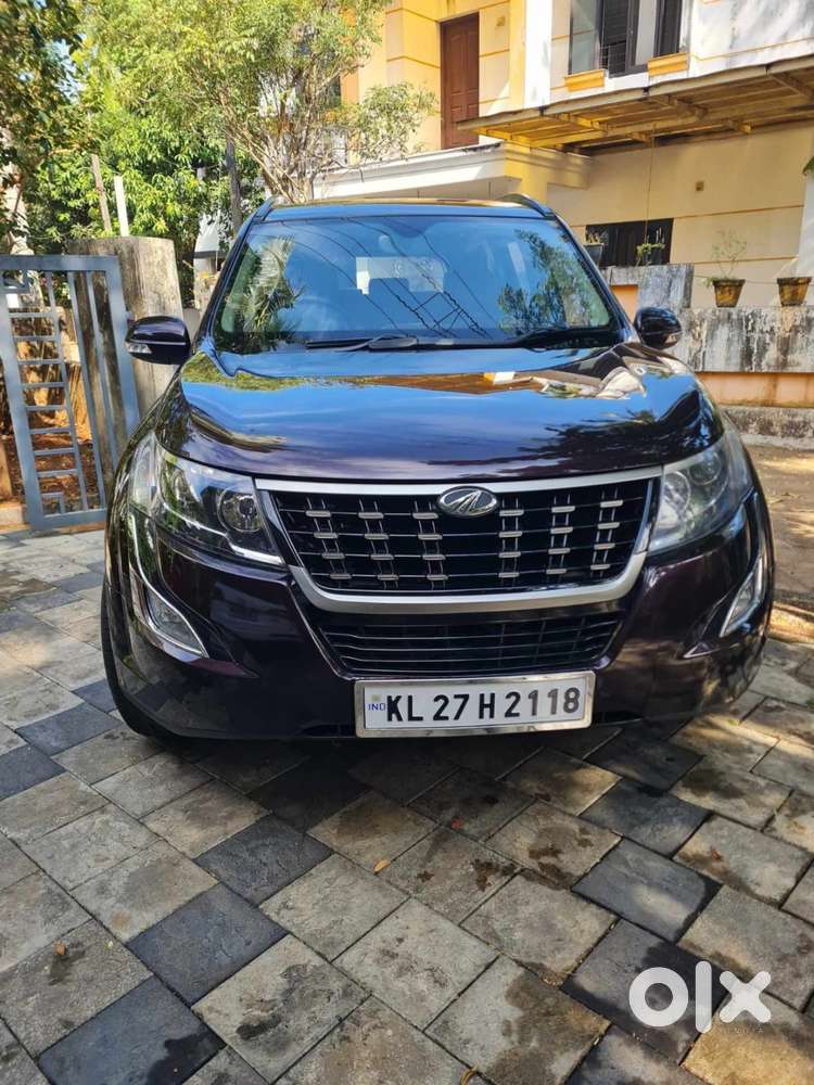 Mahindra Xuv500_w5_2018