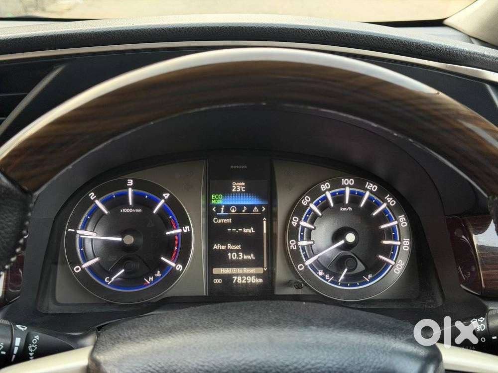 Toyota Innova Crysta 2.4 V 7 Str, 2018, Diesel