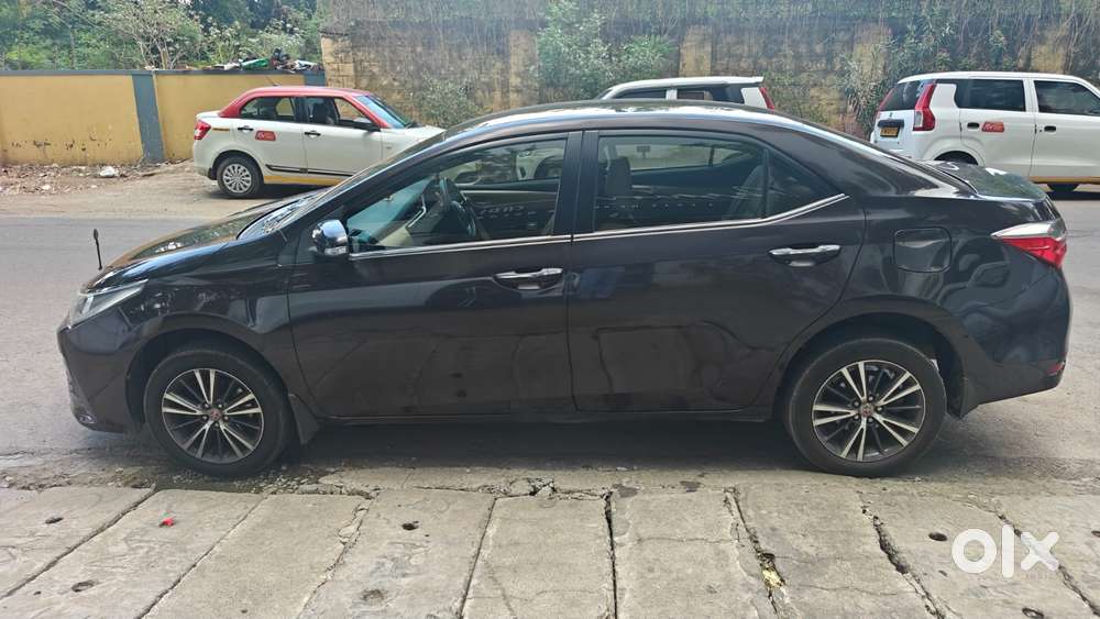 Toyota Corolla Altis 1.8 Gl, 2017, Petrol