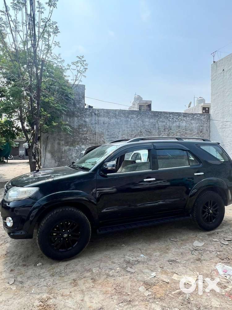 Toyota Fortuner Diesel 2013