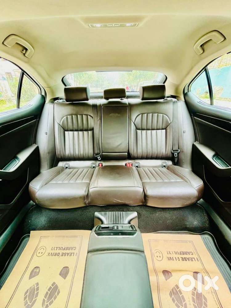 Skoda Superb L&k 2.0 Tdi At, 2019, Diesel