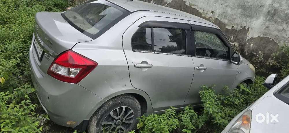 Maruti Suzuki Dzire 2015 Petrol Second-owner