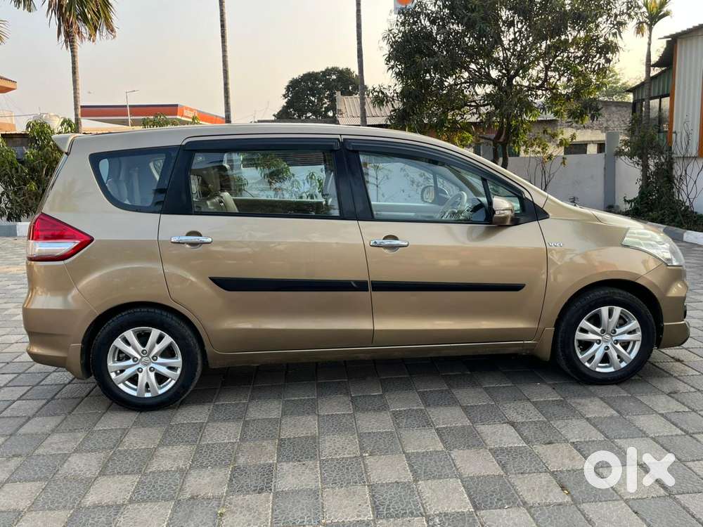 Maruti Suzuki Ertiga Zxi At, 2017, Cng & Hybrids