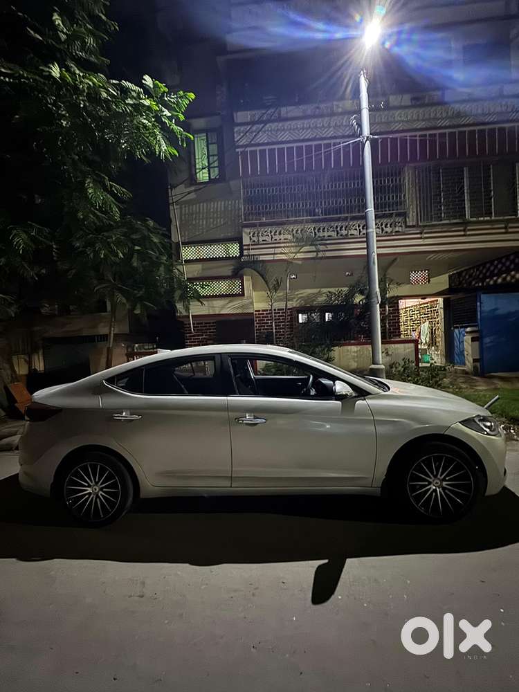 Hyundai Elantra Diesel 2017(top Model)