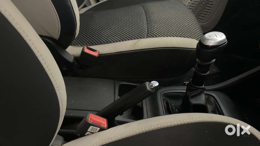 Renault Triber Rxz, 2021, Petrol