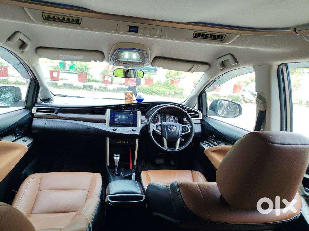 Toyota Innova Crysta 2.7 Zx At, 2017, Petrol
