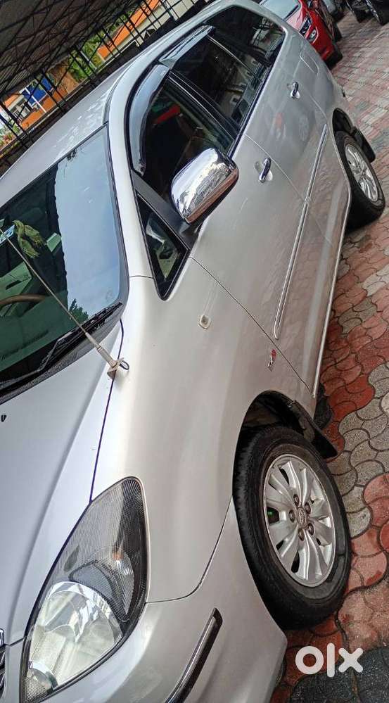 Toyota Innova 2.5 V 7 Str, 2011, Diesel