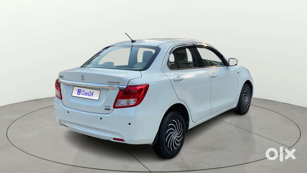 Maruti Suzuki Swift Dzire Amt Vxi, 2018, Petrol