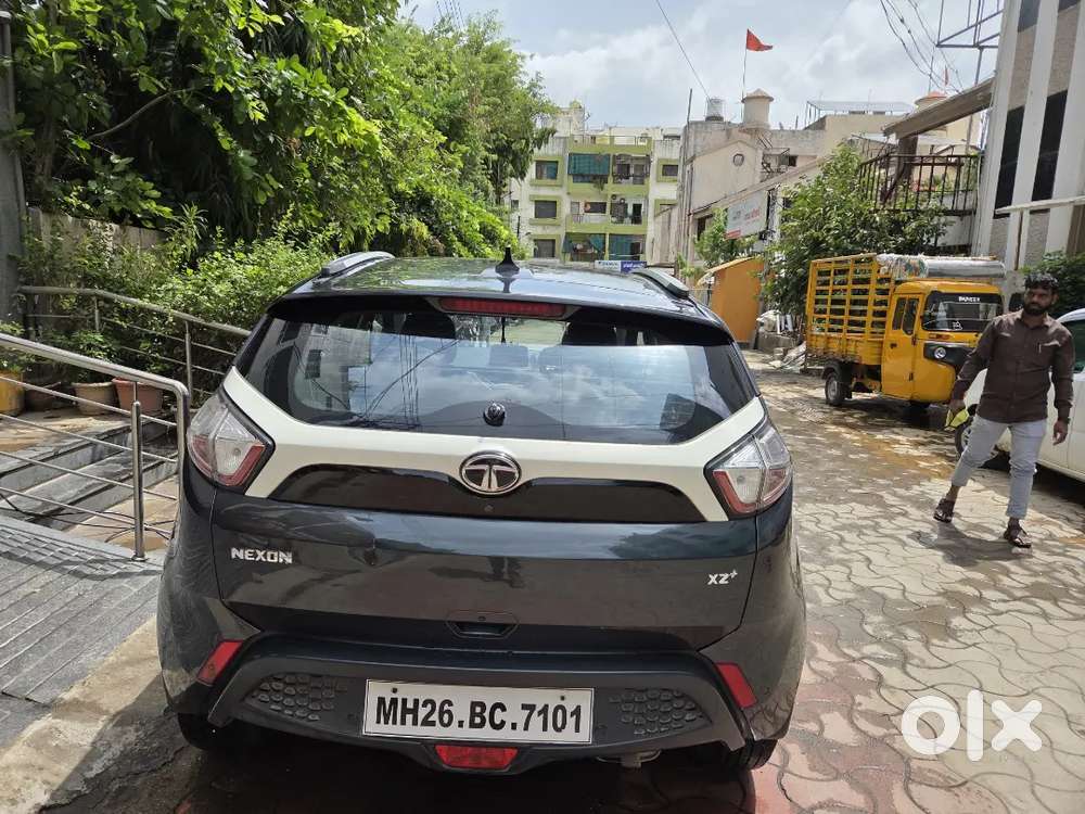 Tata Nexon Xz Plus 2018 Petrol