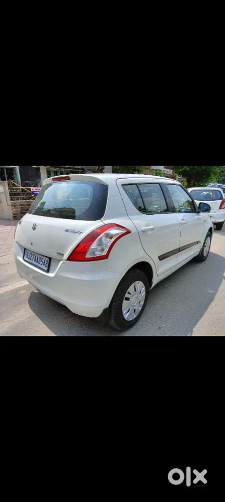 Maruti Suzuki Swift 2013 Diesel 84000 Km Driven
