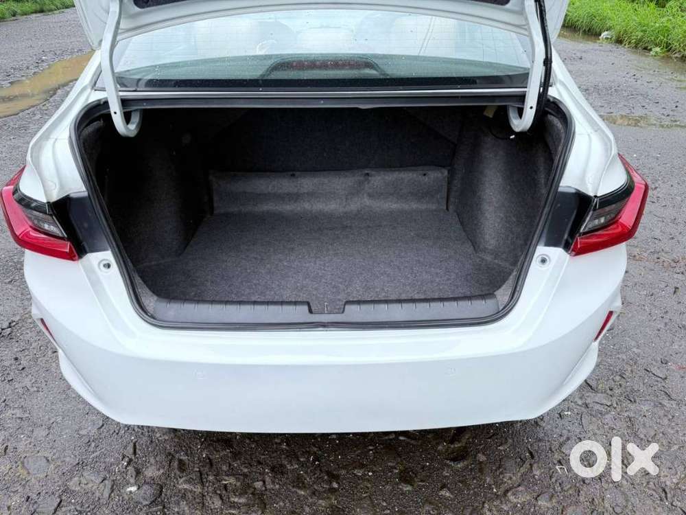 Honda City 1.5 V 5th Gen I-vtec Mt, 2022, Petrol