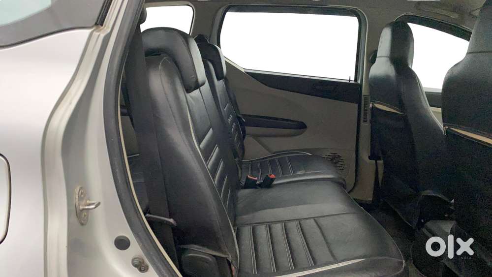 Renault Triber Rxt, 2024, Petrol