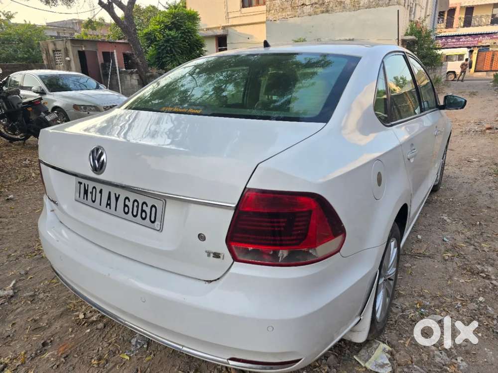 Volkswagen Vento, 2015, Petrol