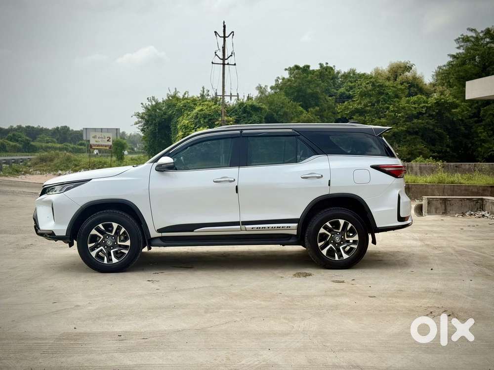 Toyota Fortuner Legender 4x2 At 2.8, 2024, Diesel