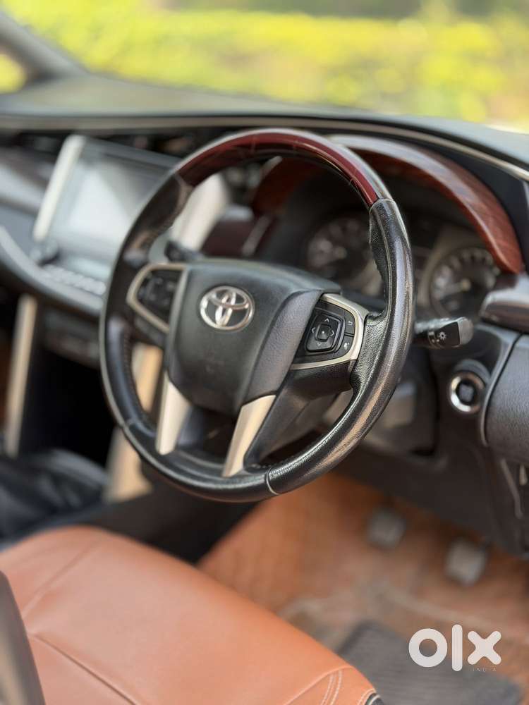 Toyota Innova Crysta 2.7 Vx Mt, 2018, Diesel