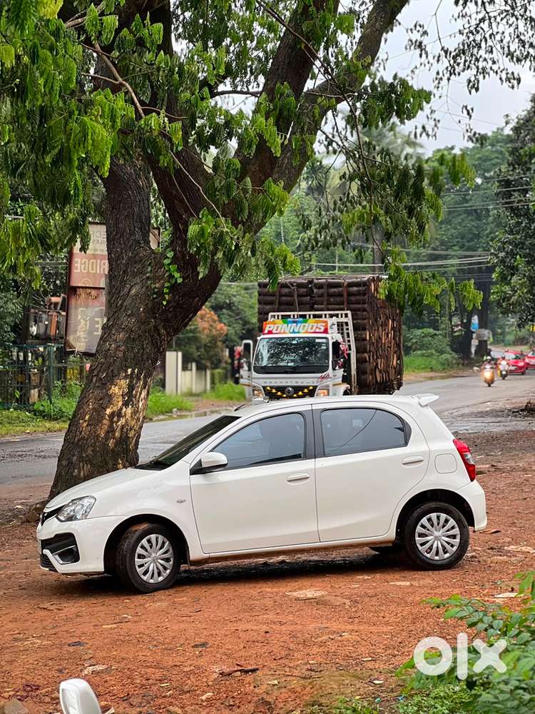 Toyota Etios Liva 2017 Diesel Well Maintained