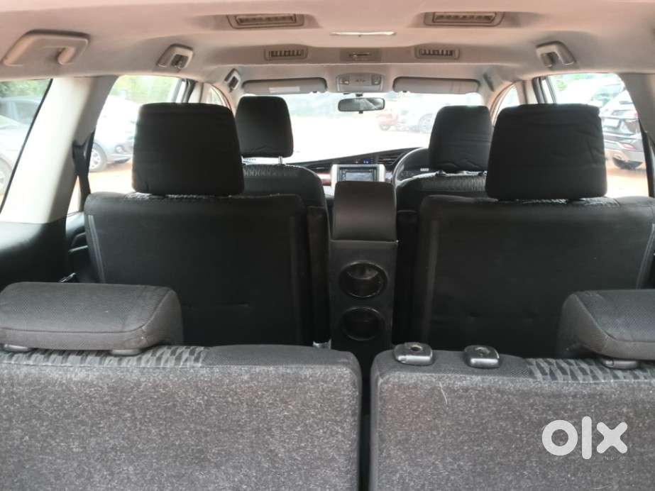 Toyota Innova Crysta 2.8 Gx Automatic 7 Str, 2016, Diesel