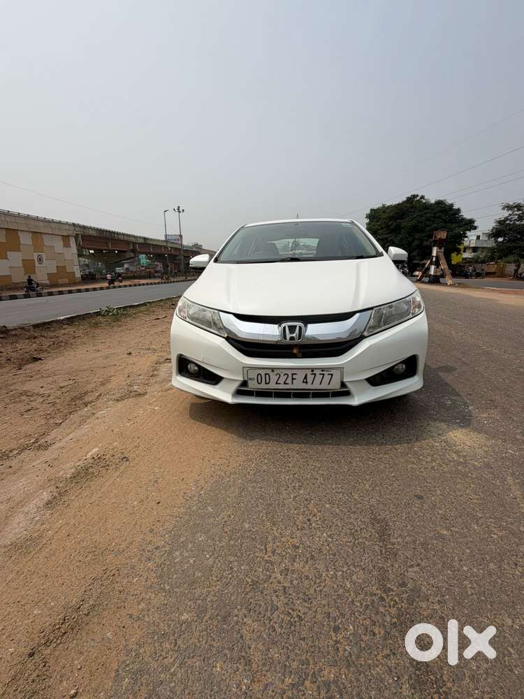 Honda City V At Sunroof I-vtec, 2016, Diesel