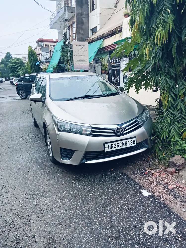 Corolla Altis Diesel G 2015