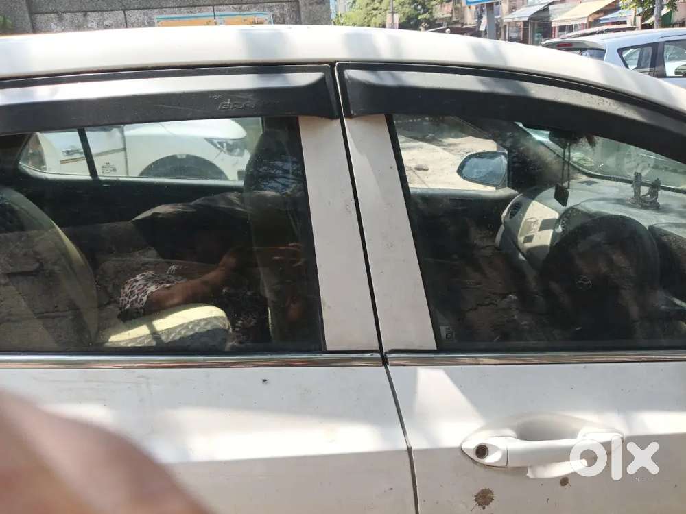 Hyundai Grand I10 5 Petrol 60000 Km Driven