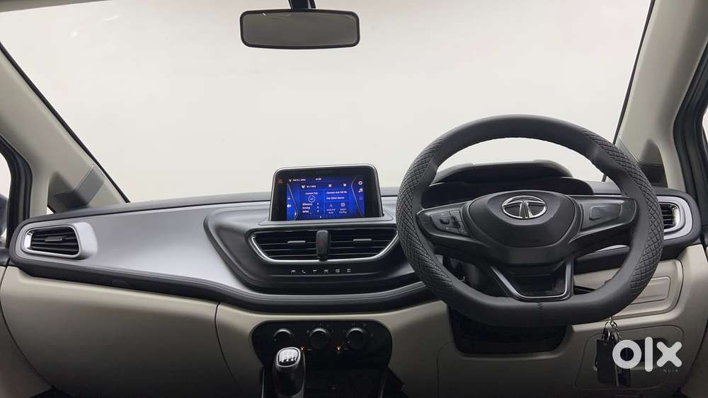 Tata Altroz 1.2 Xm Plus, 2021, Petrol
