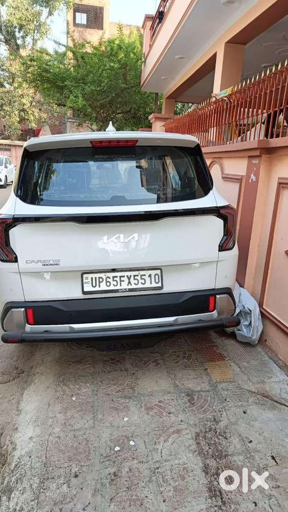 Kia Carens Clavis (nov-25) – Showroom Condition