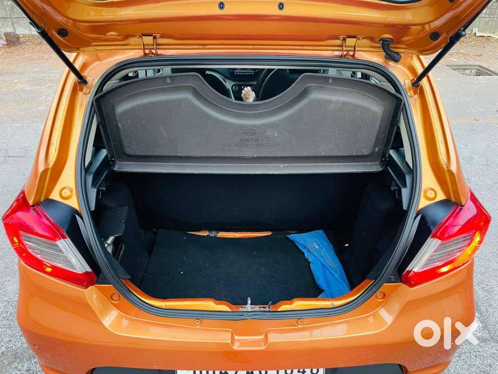 Tata Tiago 1.2 Revotron Xza, 2018, Petrol