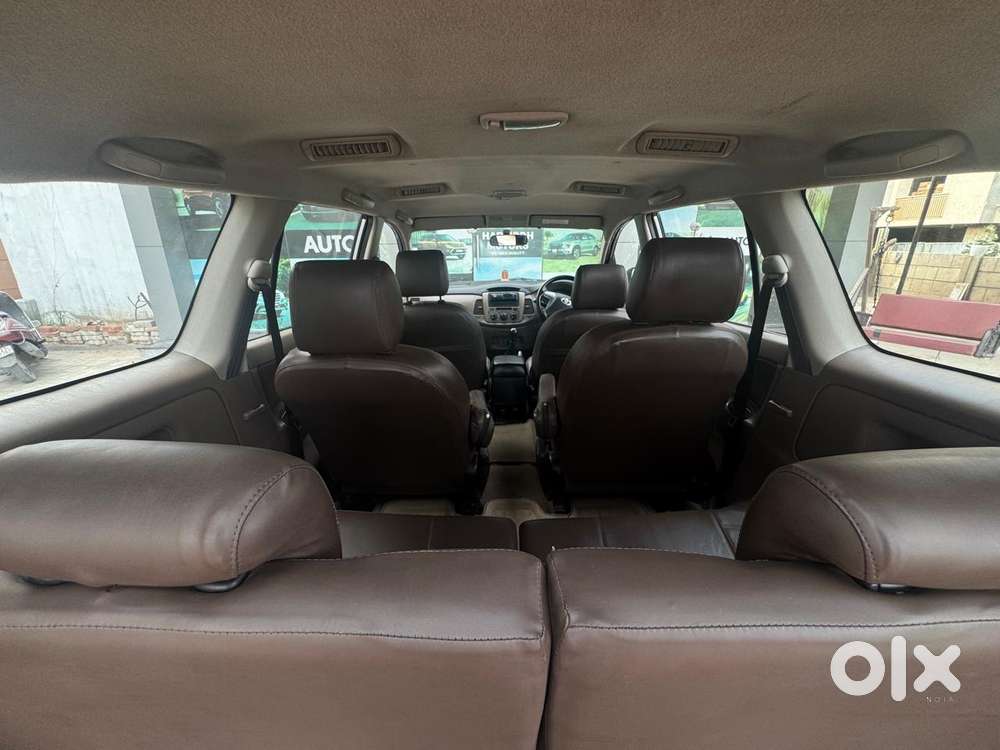Toyota Innova 2.5 G (diesel) 7 Seater, 2015, Diesel