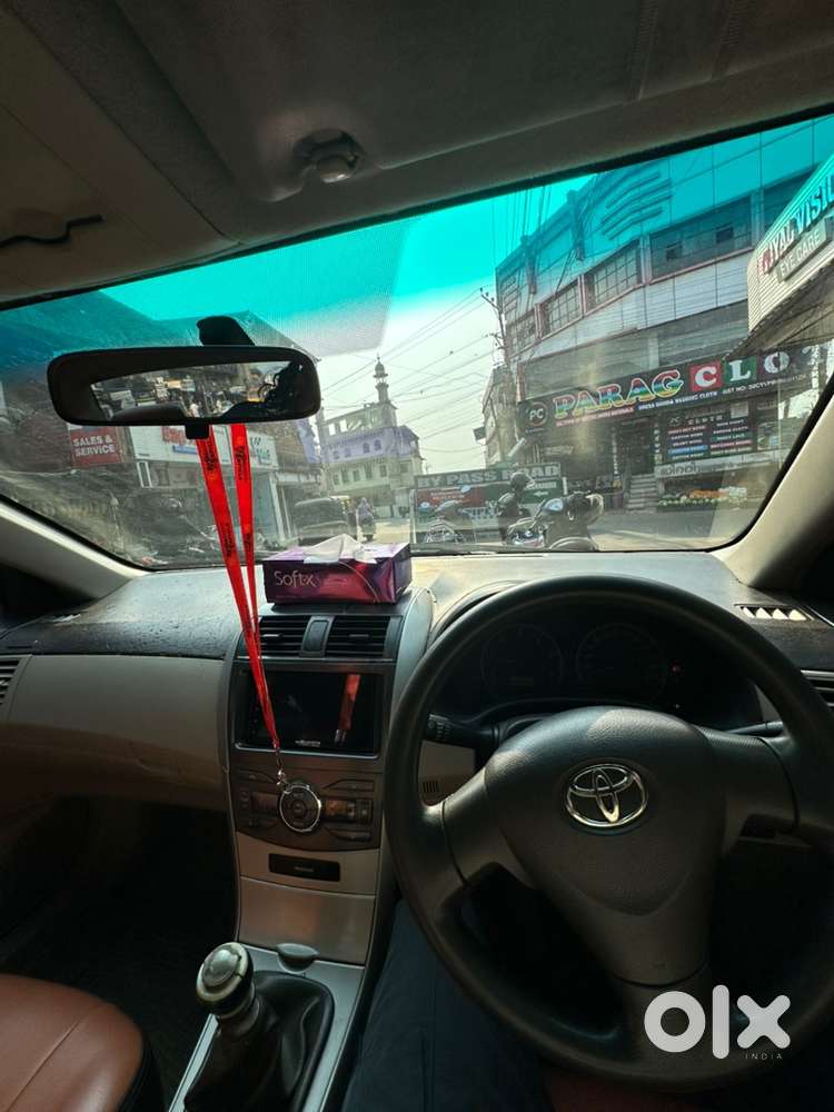 Toyota Corolla Altis 2012