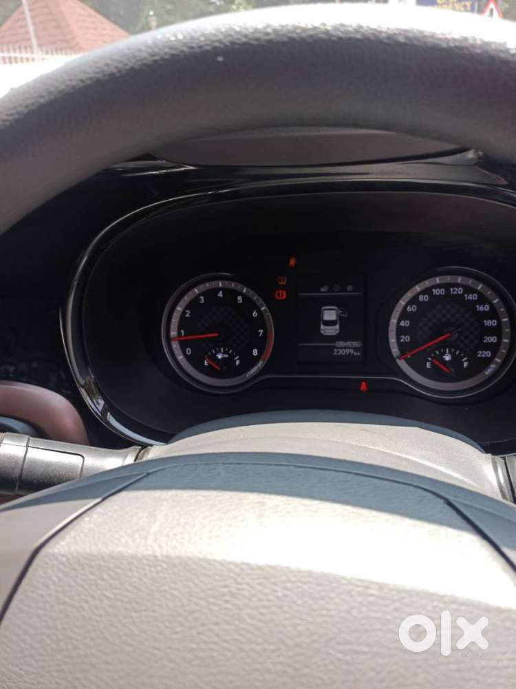 Hyundai Aura 1.2 Sx Cng, 2025, Petrol