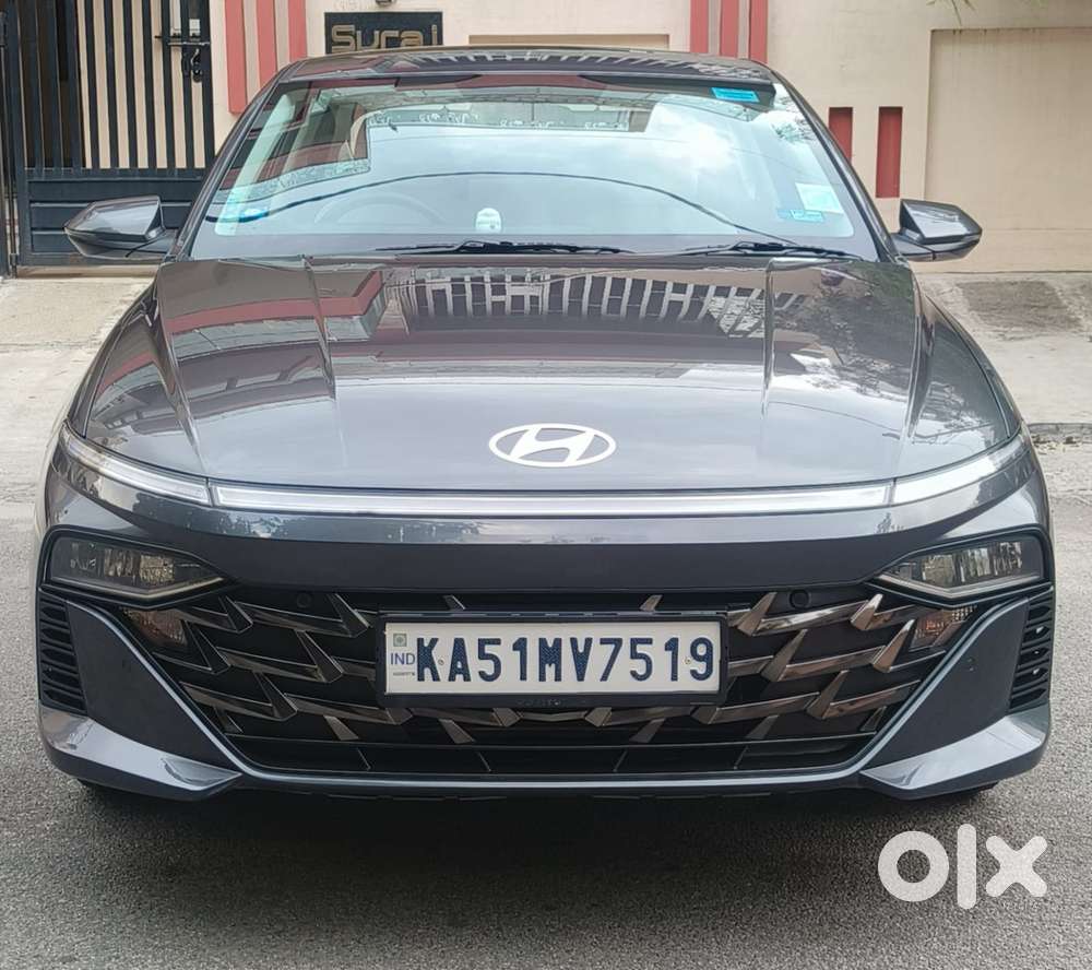 Hyundai Verna 1.5 Mpi Mt Sx (o), 2023, Petrol