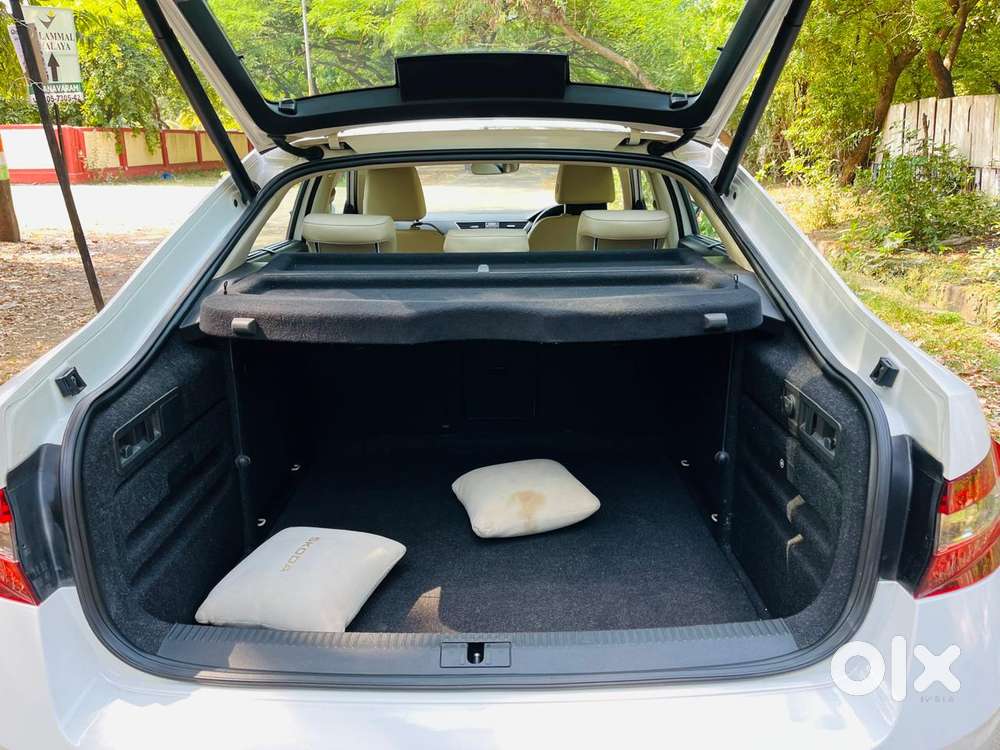 Skoda Superb 2.0 L&k Tsi At, 2018, Petrol