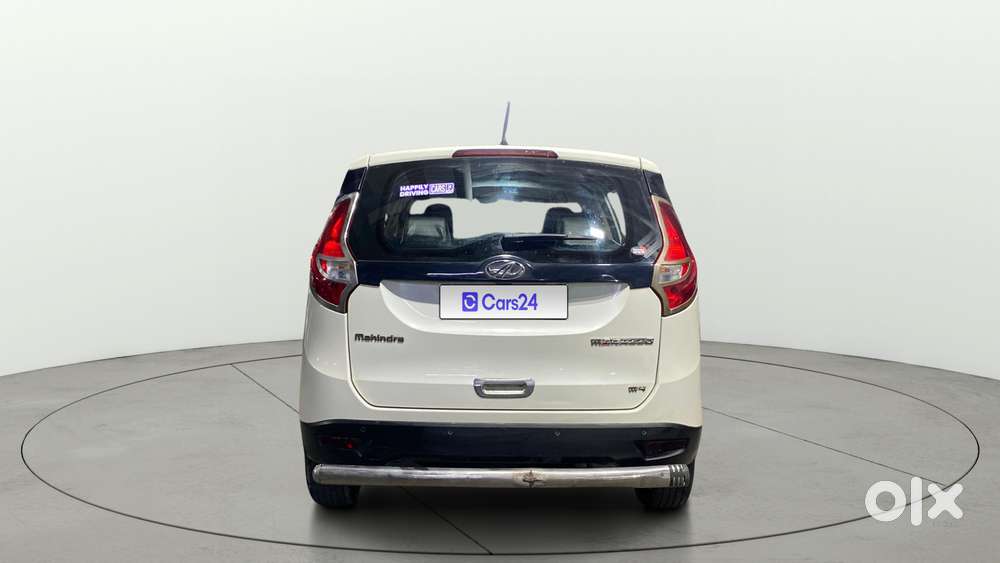 Mahindra Marazzo M4 8str, 2019, Diesel