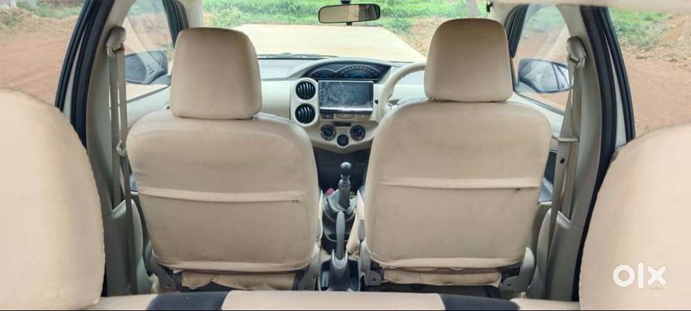 Toyota Etios Liva 2015