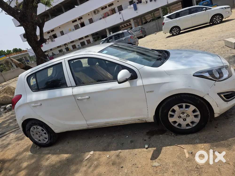 Urgent Sale I20 Magna Car Petrol