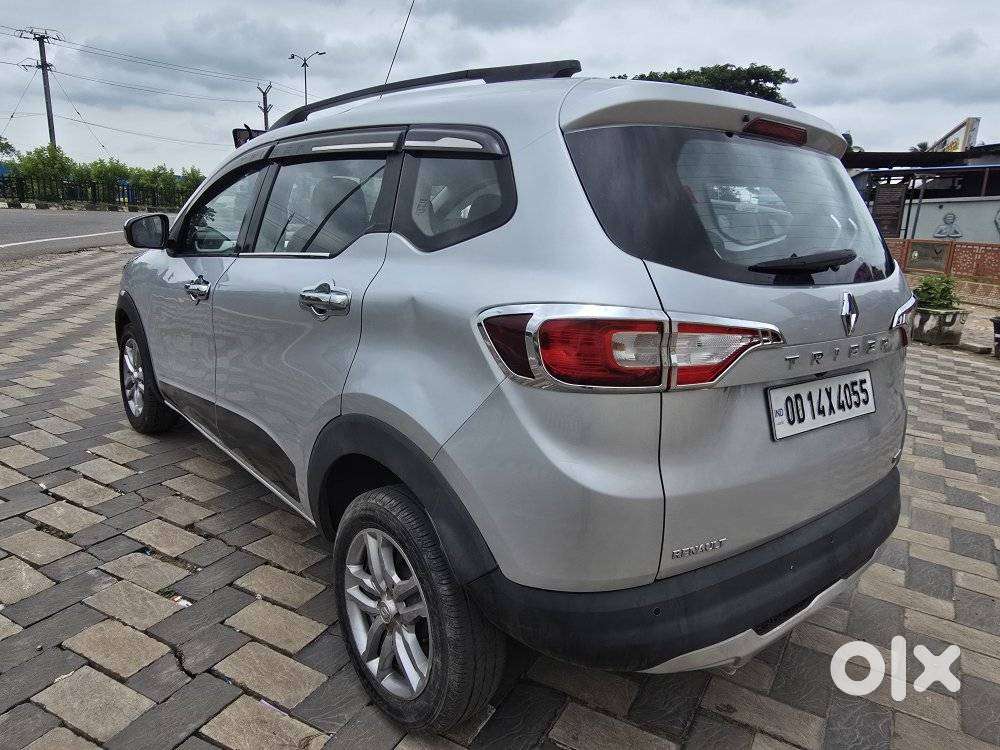 Renault Triber Rxz, 2021, Petrol
