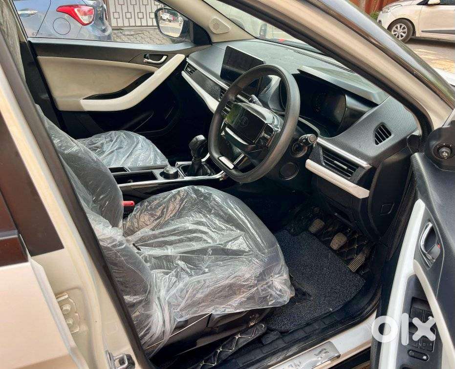 Tata Nexon Creative Plus 1.2 Revotron Petrol 6 Mt, 2023, Petrol
