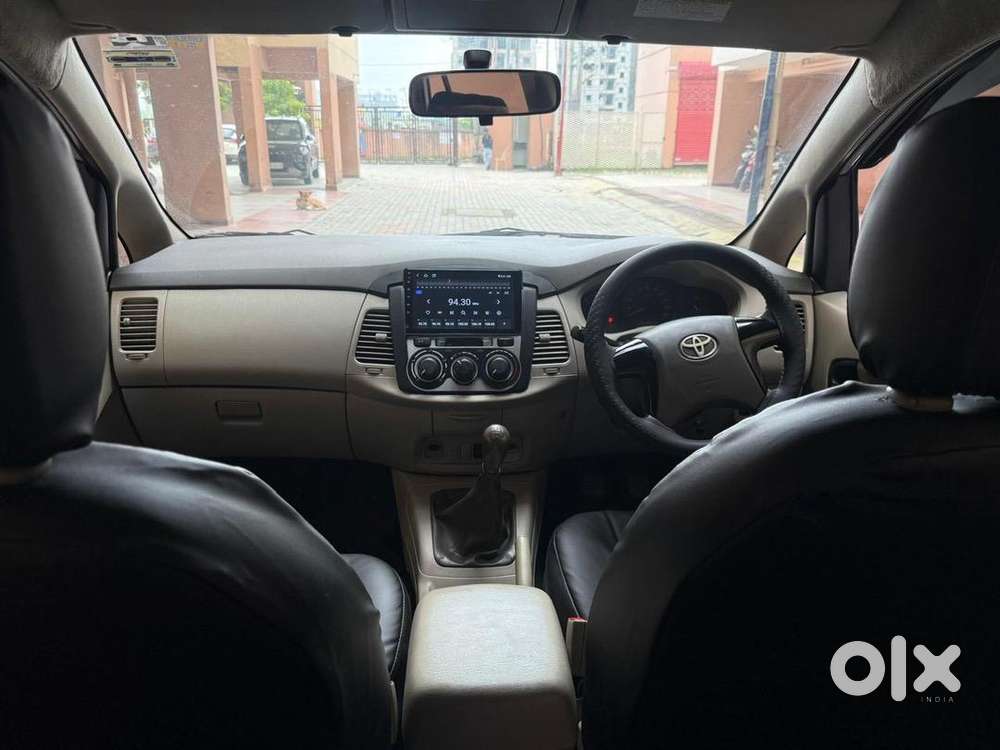 Toyota Innova 2013