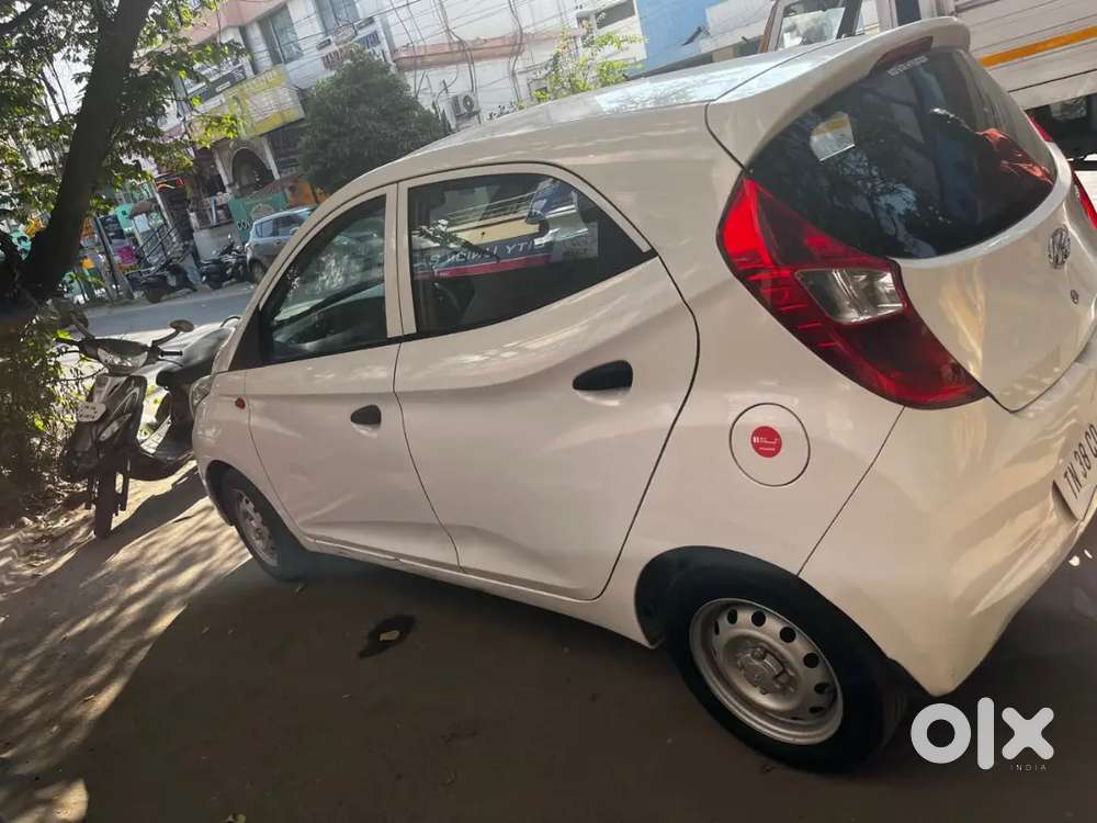 Hyundai Eon 2018 Petrol Era + 27000 Kms Only