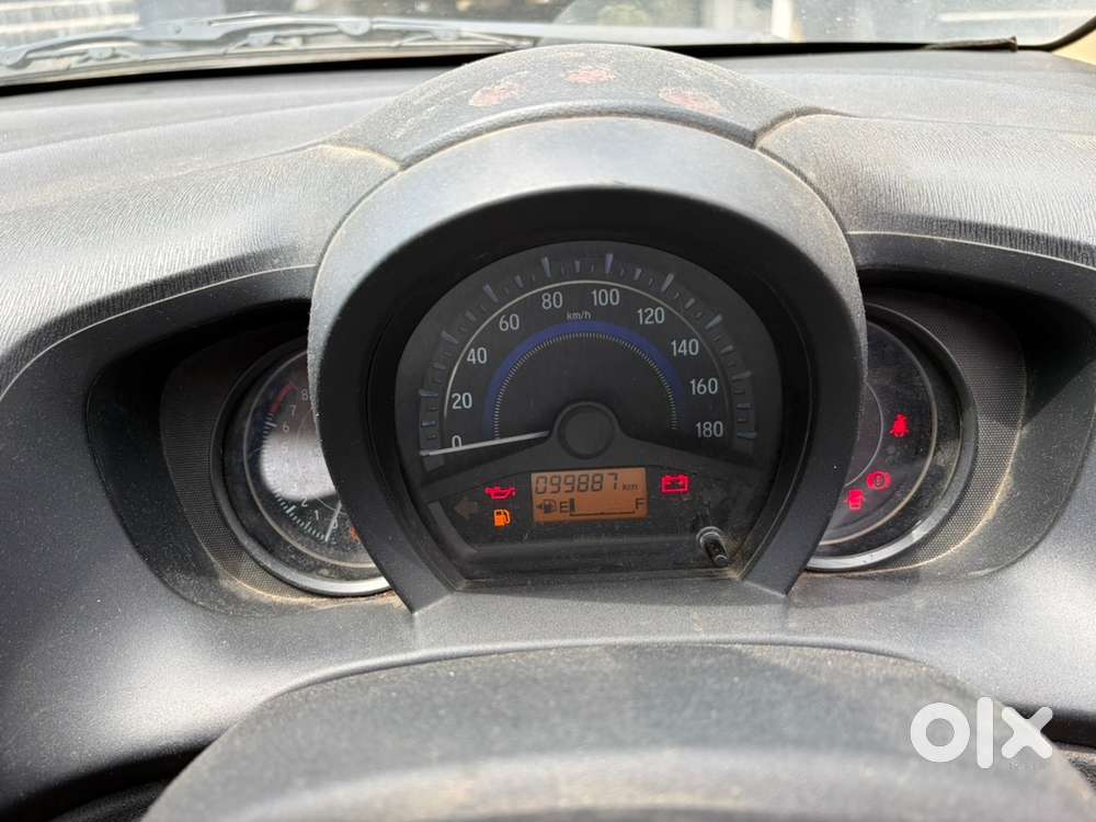 Honda Amaze Petrol 2015
