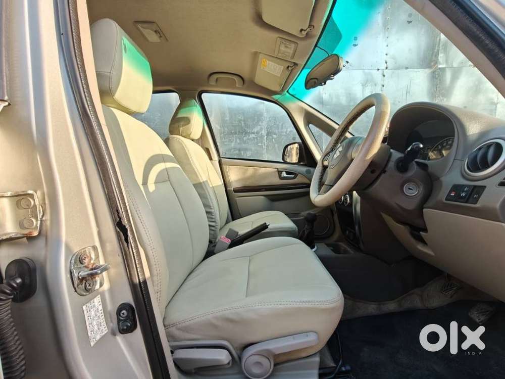 Maruti Suzuki Sx4 Zxi Mt Bsiv, 2012, Petrol