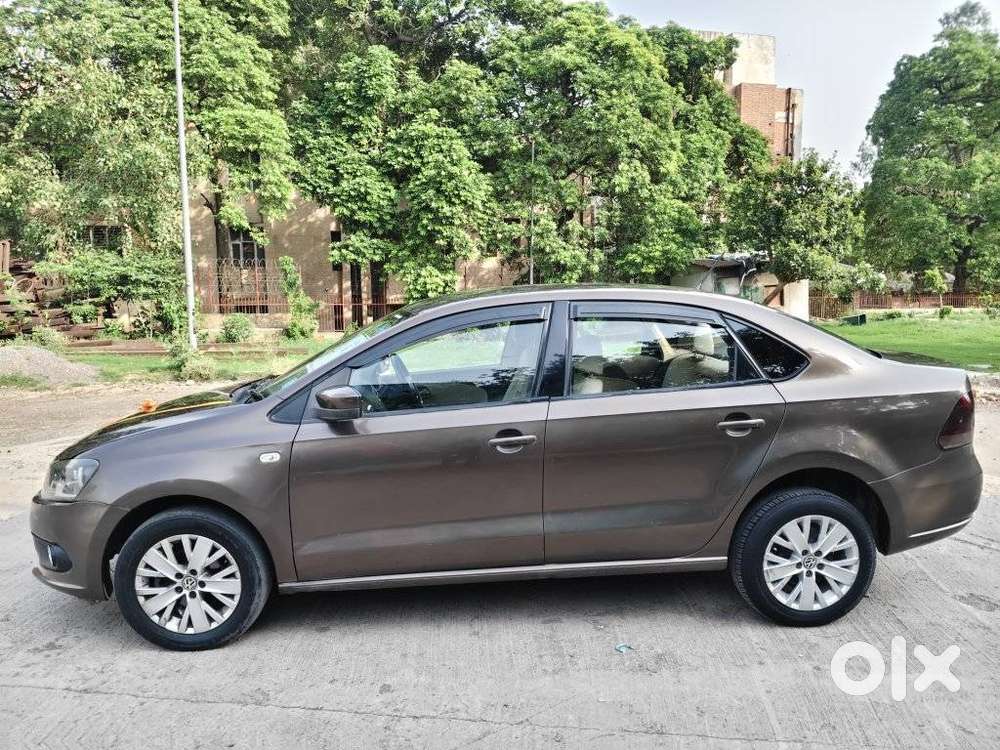 Volkswagen Vento 1.2 Tsi Highline At, 2015, Petrol