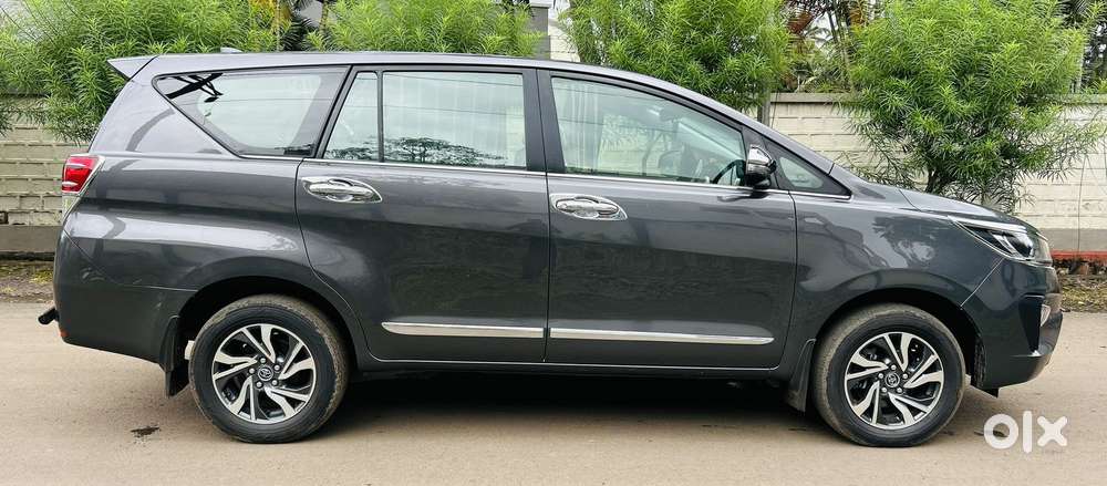 Toyota Innova Crysta 2.4 V 8 Str, 2021, Diesel