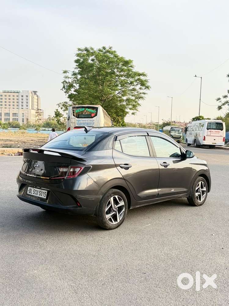 Hyundai Aura Sx (o) Manual, 2022, Cng & Hybrids