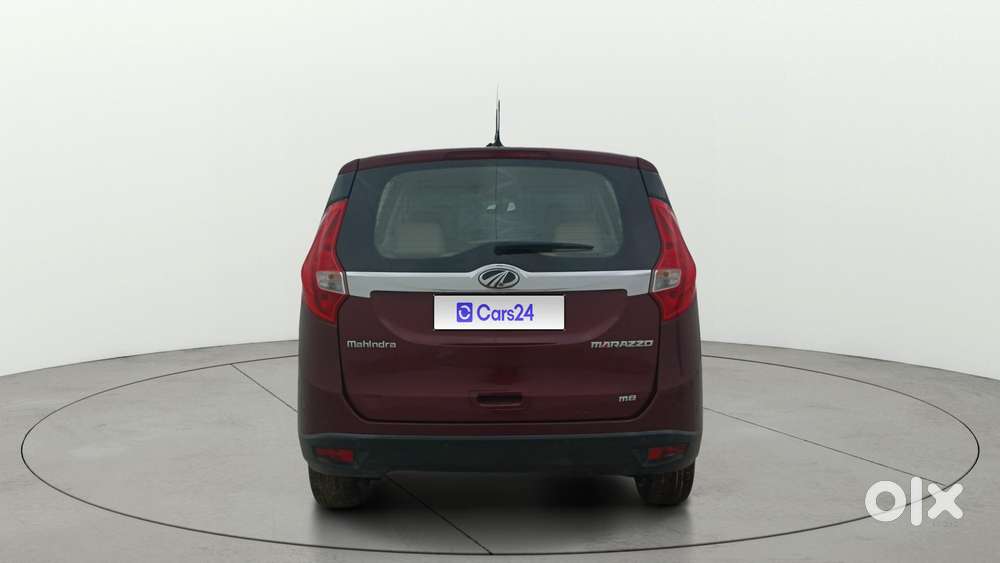 Mahindra Marazzo M8, 2018, Diesel