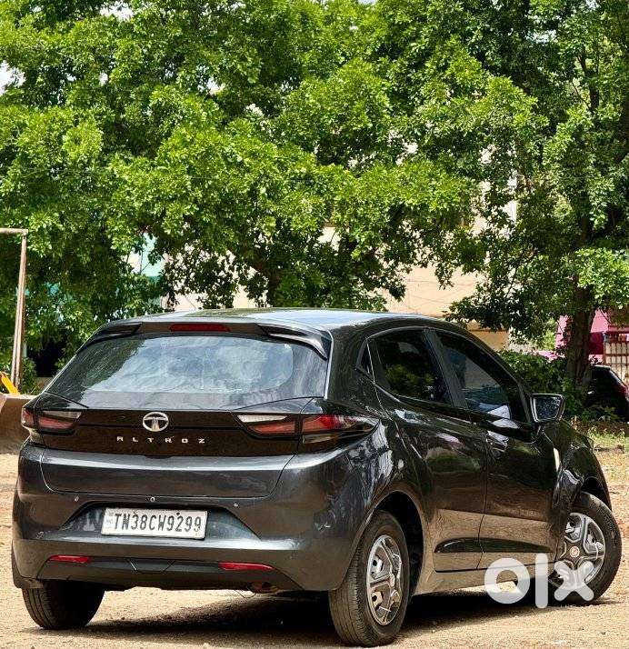 Tata Altroz 1.2 Xe, 2020, Cng & Hybrids