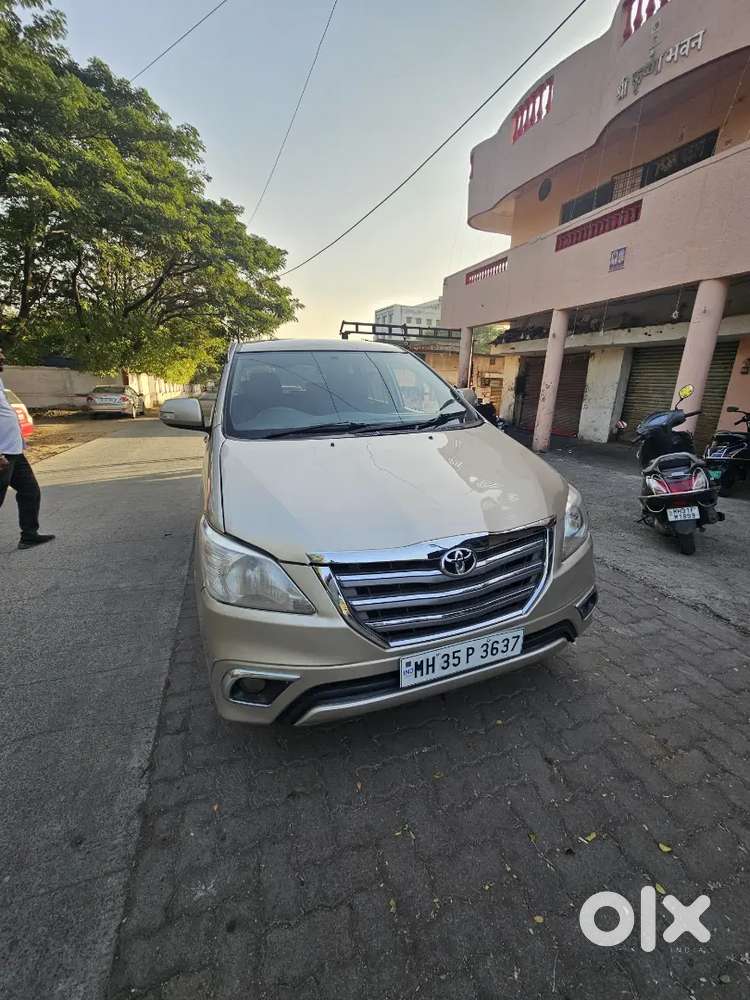 Toyota Innova 2013 Diesel Well Maintained