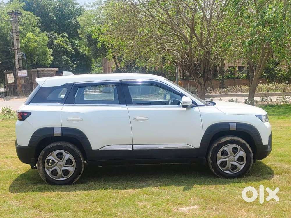 Maruti Suzuki Brezza Lxi S-cng, 2024, Cng & Hybrids
