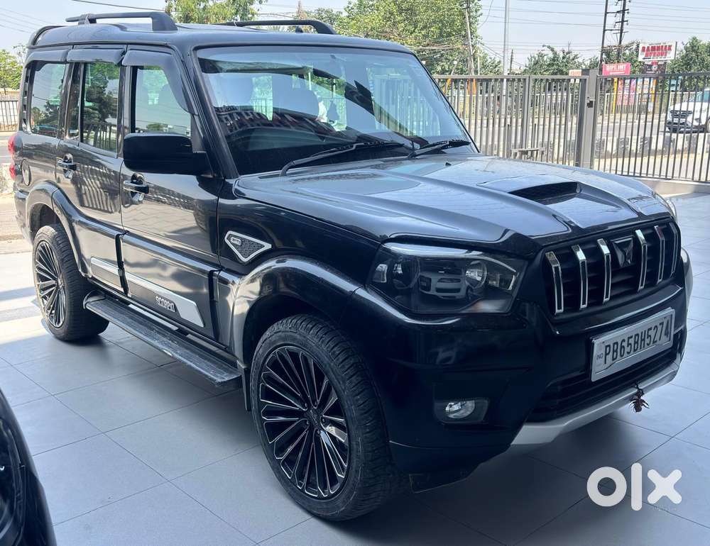 Mahindra Scorpio Classic, 2024, Diesel