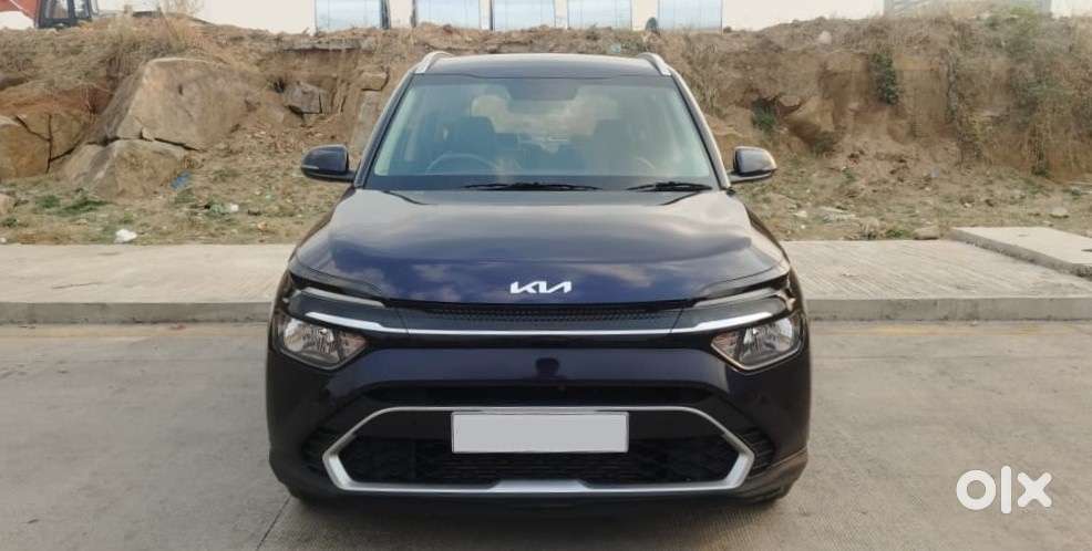Kia Carens 1.5 Prestige Plus 7 Str Imt, 2023, Petrol